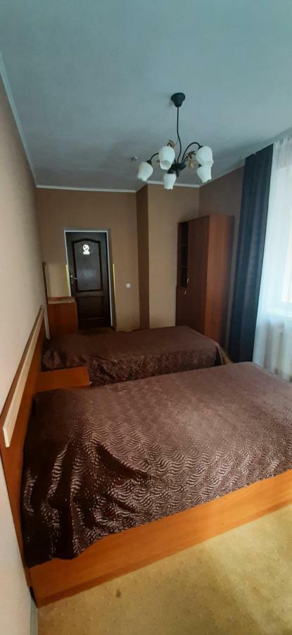 Galant Hotel Boryspilʼ Екстериор снимка
